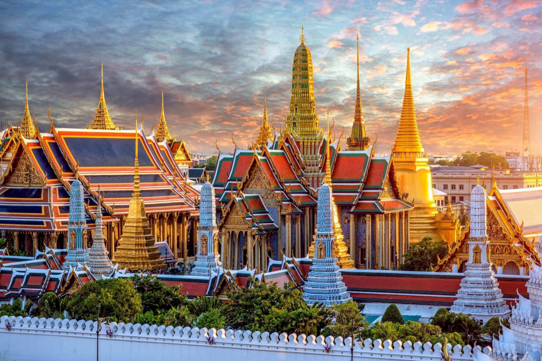 Thailand cash splash: Foreign tourists send Visa spending soaring