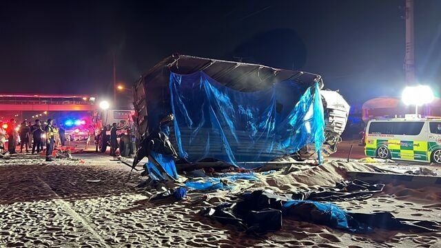 Grain wreck: Rice spills in 3-truck collision causing major roadblock