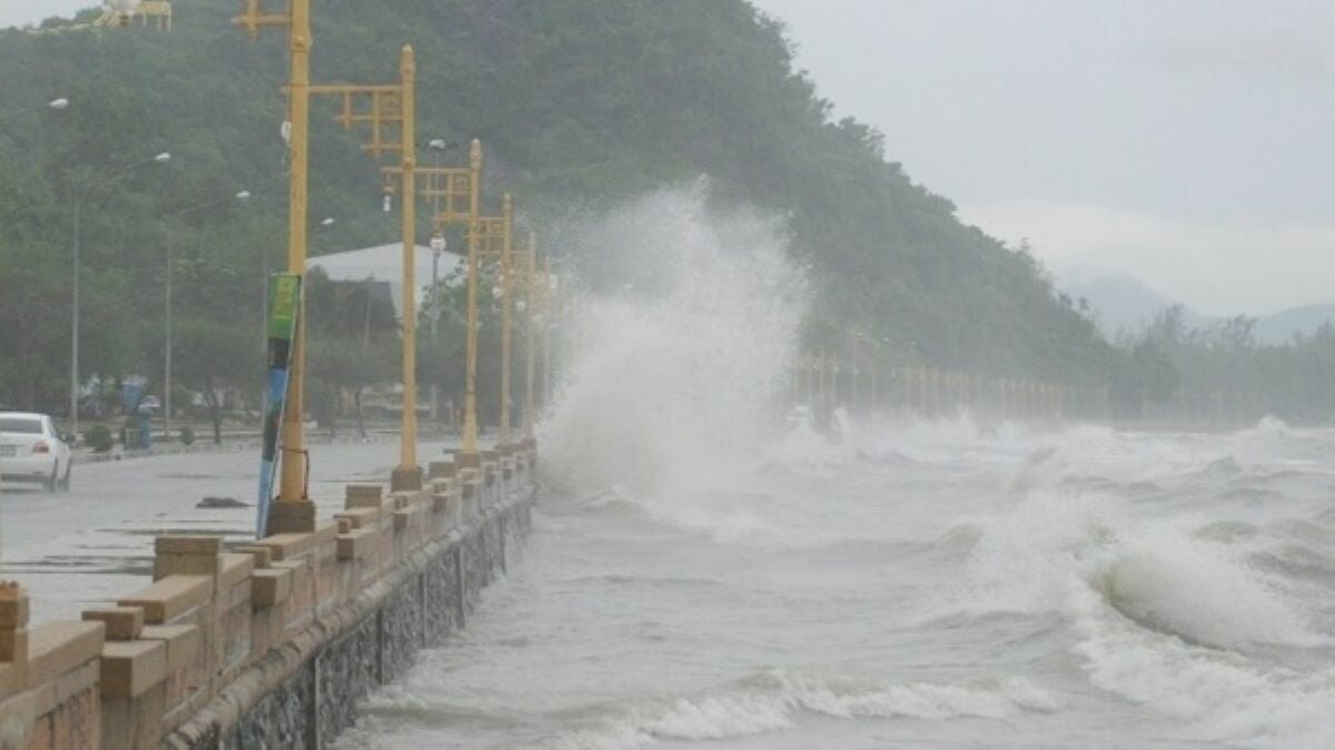 Thailand braces for cooler temperatures and heavy rain