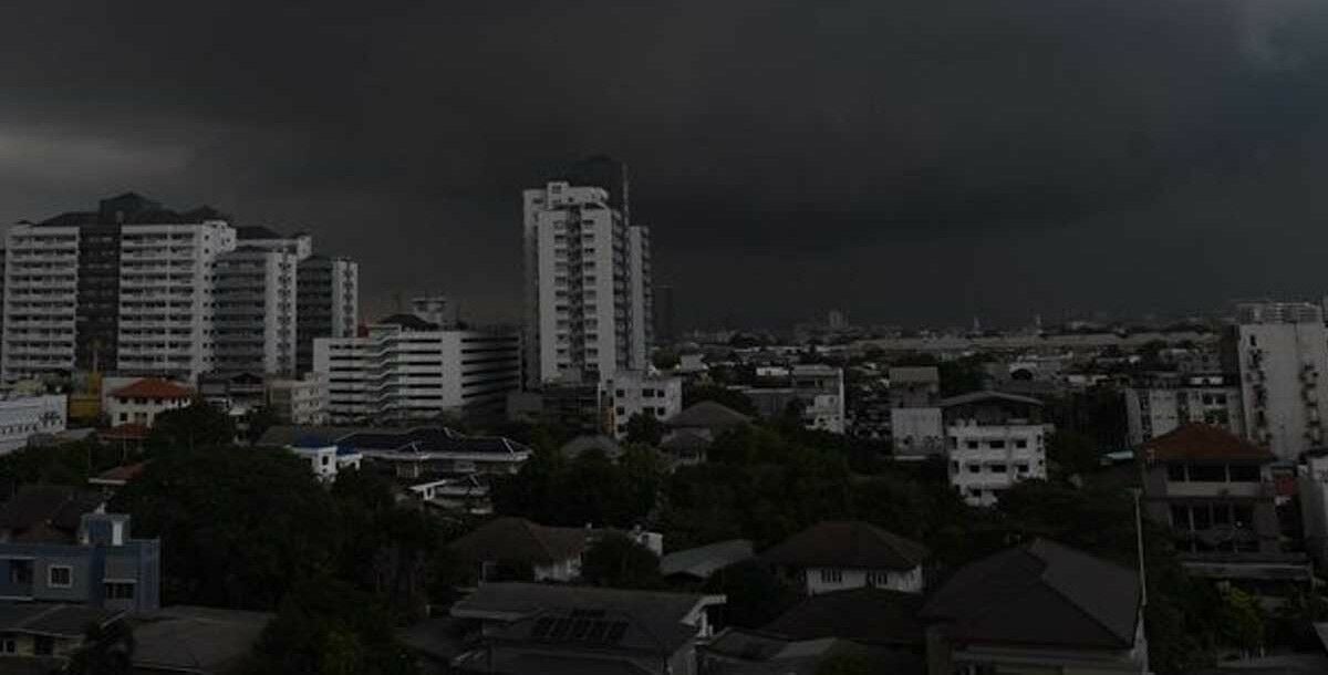 Thailand issues weather warning for heavy rain in 40 provinces