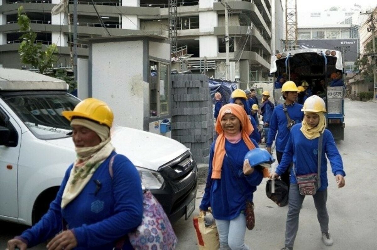 Thailand migrant workers lose legal status amid new permit hurdles