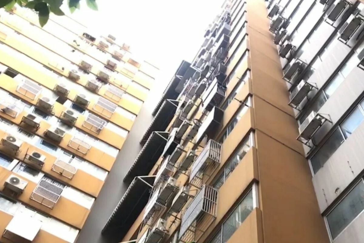 Thai man falls to death from condo near Bangkok, motive unknown