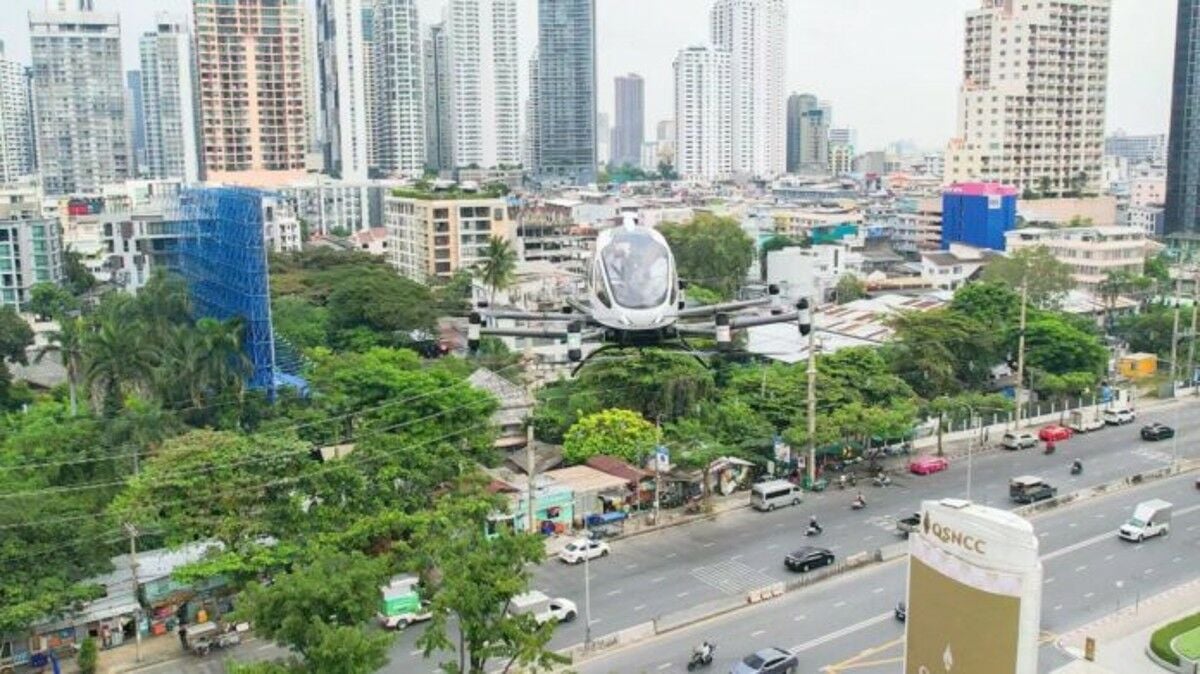 Pilotless ‘air taxis’ takes first flights above Bangkok (video)