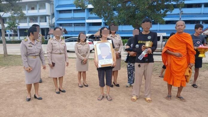 Teenager collapses and dies during run in Phichit school