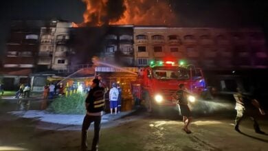 Fire ravages Ranong market building, efforts save nearby school