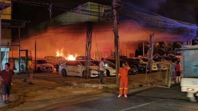 Fire at Surat Thani car dealership damages five vehicles