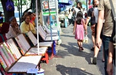 Chiang Mai buzzes with lottery fever as ticket sales soar | News by Thaiger