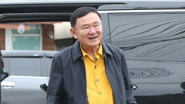 Thaksin accused of undermining Thai monarchy, court decision imminent