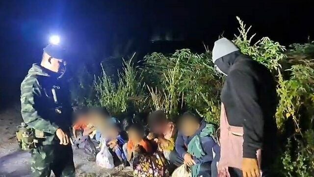 Thai task force intercepts illegal immigrants with meth pills near border