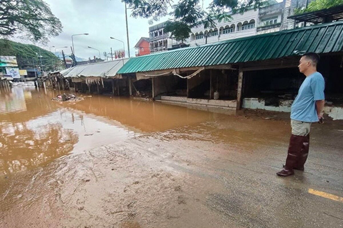 Mae Sai battles floods again as Chiang Rai plans flood prevention