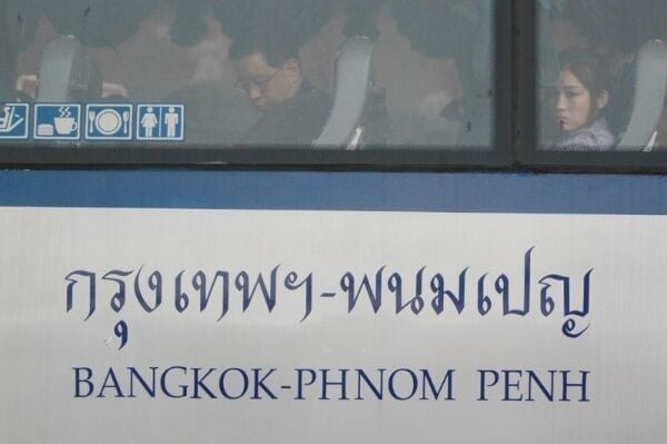 Cross-border travel: Thailand and Cambodia relaunch bus services | News by Thaiger