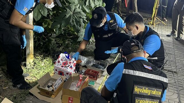 Thai woman found dead in parked sedan in Pathum Thani | News by Thaiger