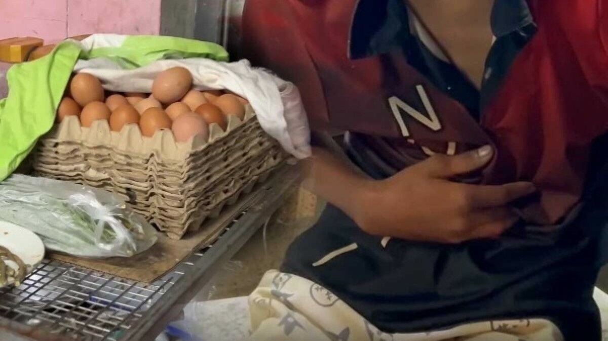 Teenager’s egg theft ends with compassion in Trat