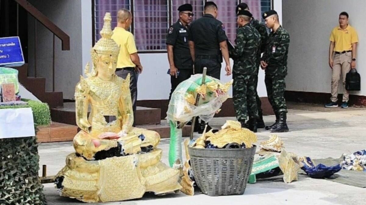 Nakhon Phanom: Drugs found hidden in Buddha statues seized