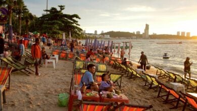 Boozy Pattaya Beach punch-up after pal touches friend’s penis