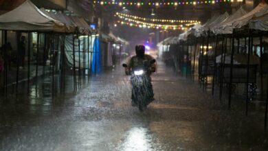 Heavy rain alert for 33 provinces in Thailand as temperatures drop