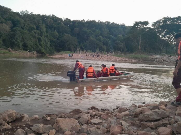 Young Thai police officer drowns pursuing suspect in Yom River