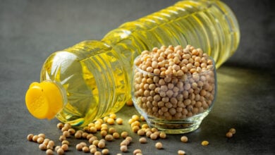 Commerce ministry urges halt on soyabean oil price hikes