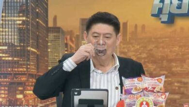 Thai news presenter sparks concern by drinking tap water on air (video)