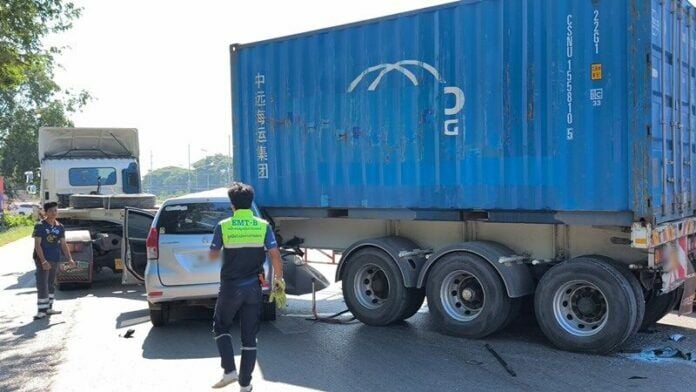 Highway rescue worker killed in Prachuap Khiri Khan lorry collision | News by Thaiger