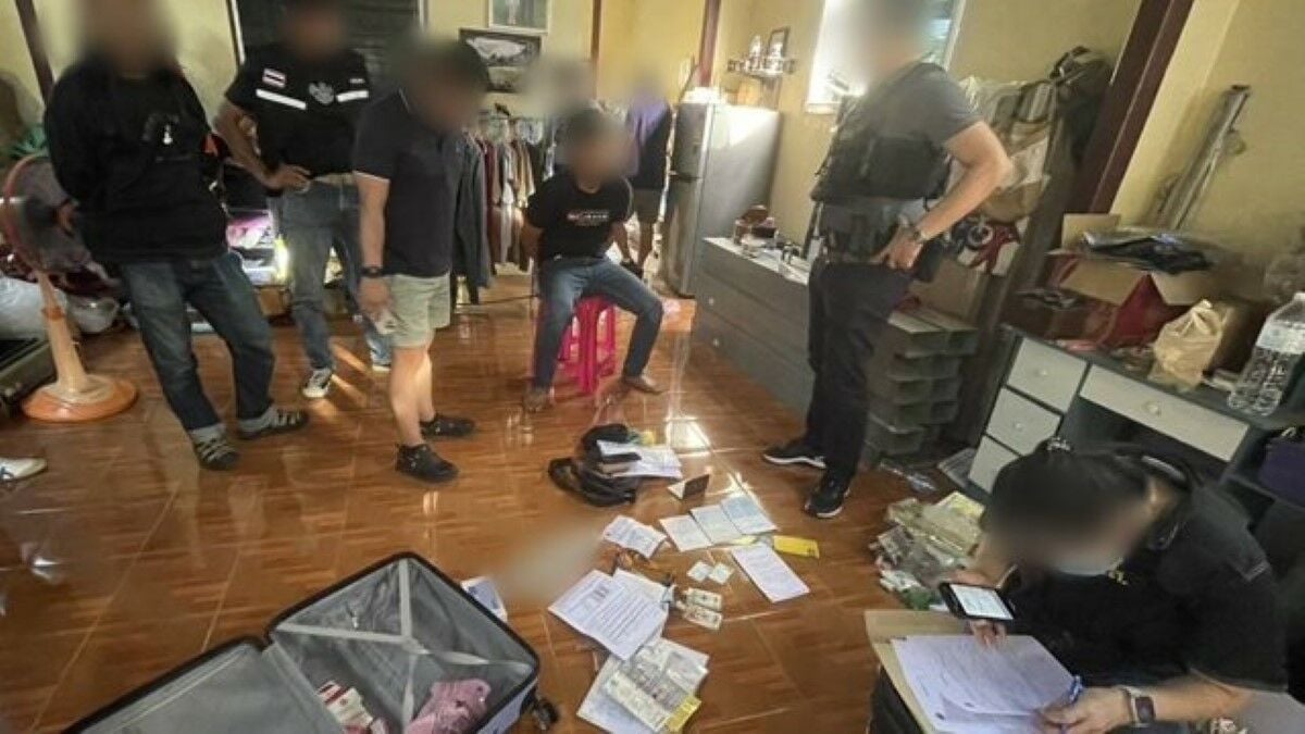 Police seize 483kg of crystal meth in major Pathum Thani raid