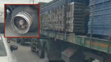 Lorry with missing wheel sparks safety fears on Phuket road (video)