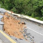 Road collapse in Betong disrupts traffic until December next year | Thaiger