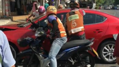 Foreign driver at large after hit-and-run and chase in Bangkok (video)