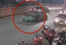 Drunk taxi driver flees after crashing over 10 motorcycles, 3 injured