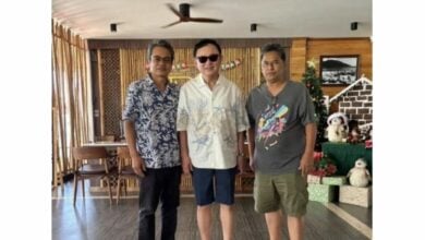 Yacht fleet breakfast: Thaksin and Thamanat’s island meet-up