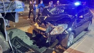 Car crash into parked truck in Chon Buri leaves driver dead