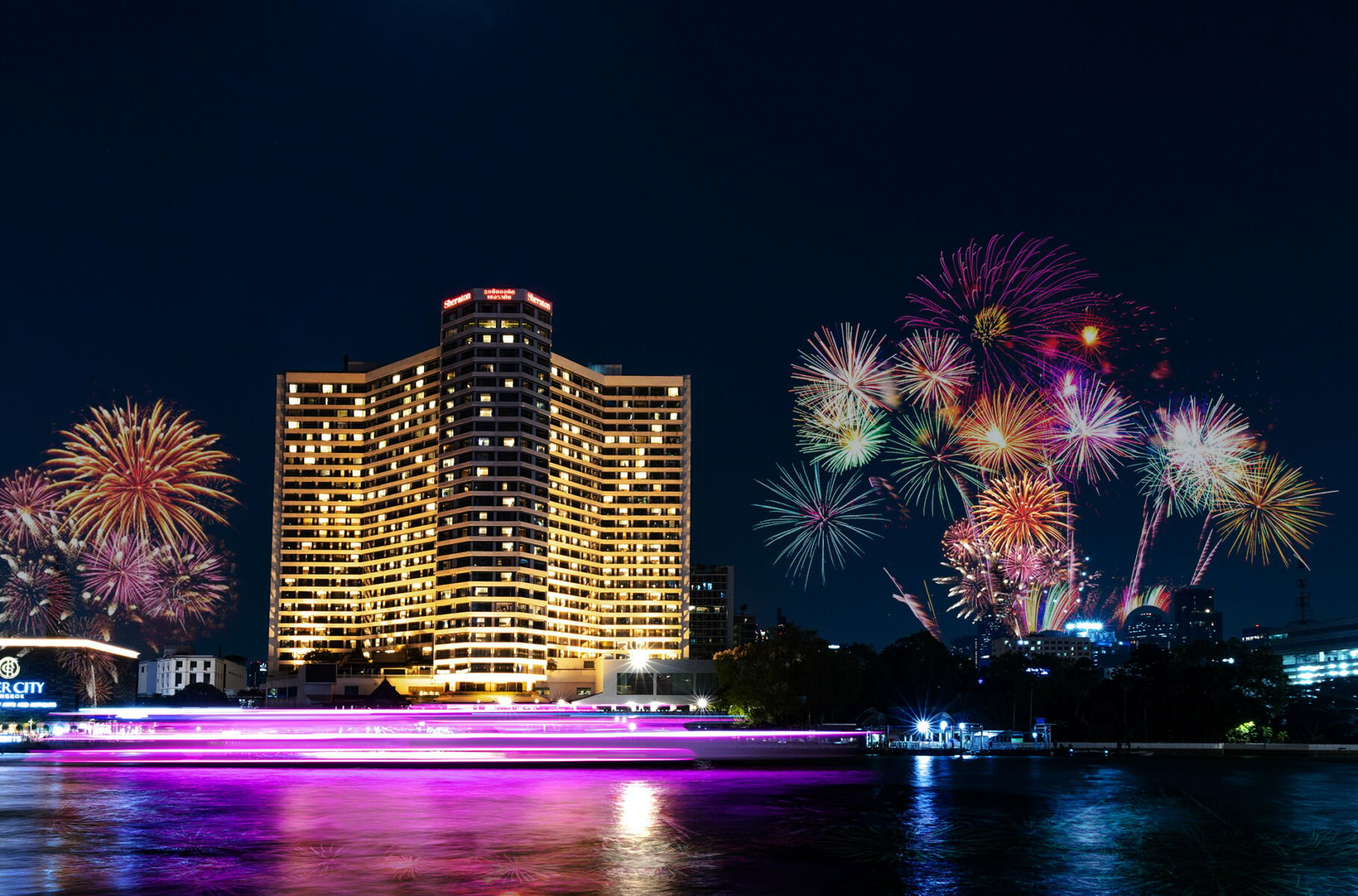 New Year fireworks at Royal Orchid Sheraton Riverside Hotel Bangkok