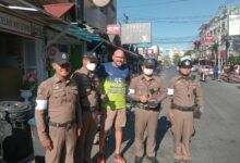 American expat gifts helmets to Pattaya residents to boost safety