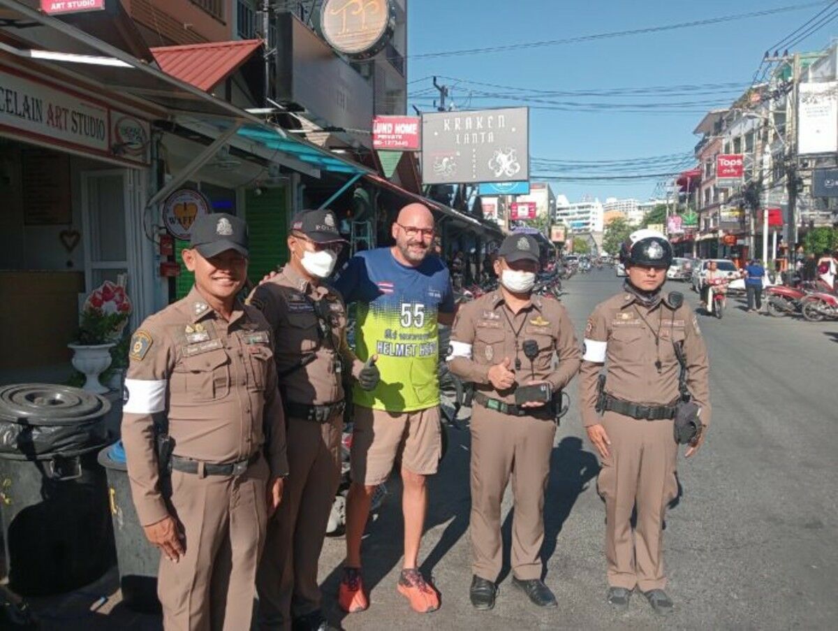 American expat gifts helmets to Pattaya residents to boost safety