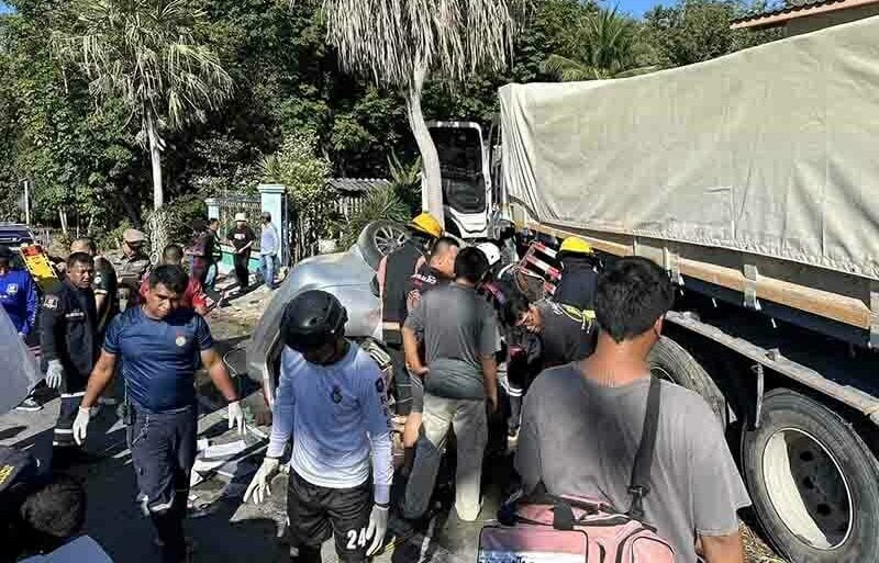 Monk killed, driver injured in Rayong lorry-car collision