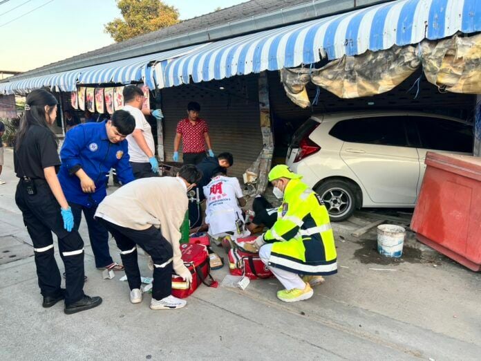 Thai woman critically injured in Pattaya sidecar and car collision | News by Thaiger