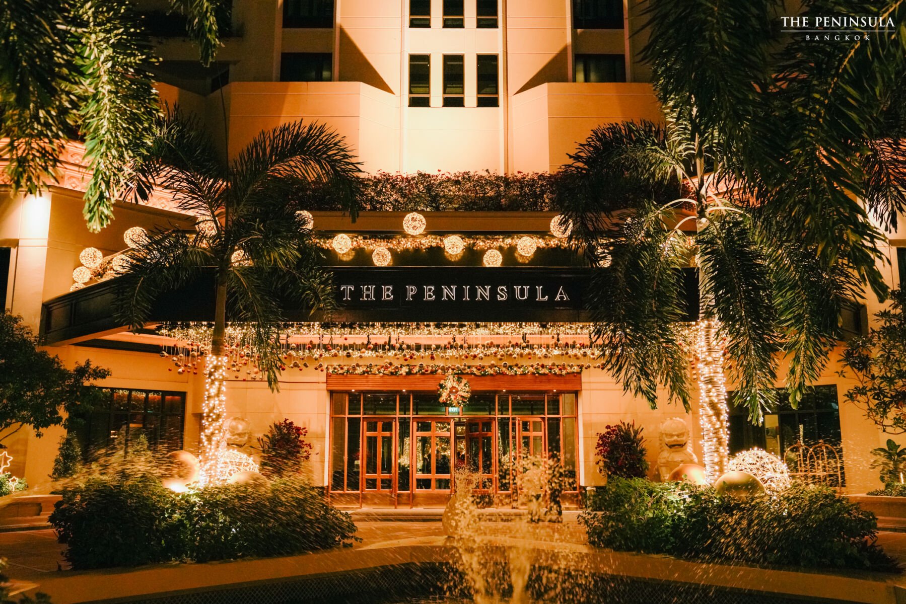 The Peninsula Bangkok welcomes guests to an enchanting festive season