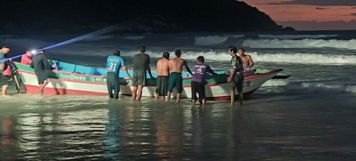 Tourist boat capsizes off Koh Phangan, Korean national missing