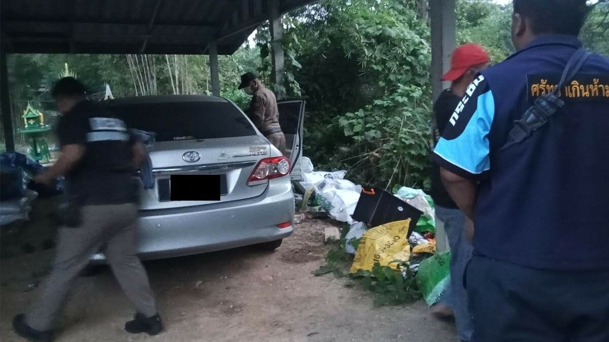 Young man’s body found in car sparks police probe in Phetchaburi