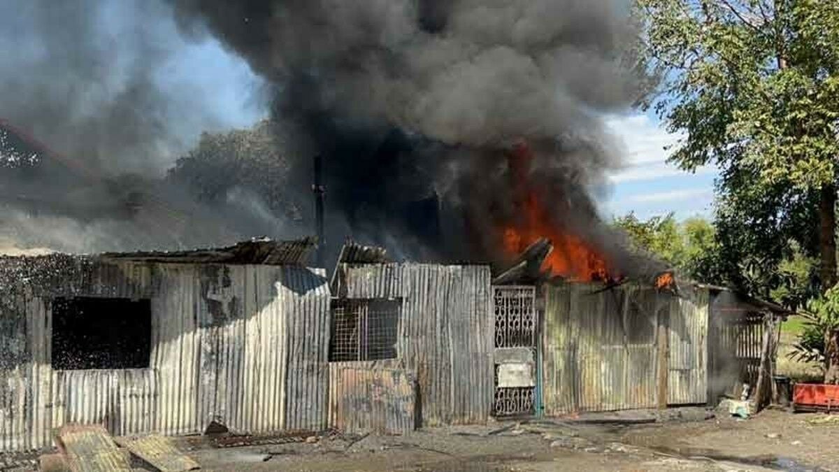 Lucky escape: Lives and gold spared in Lopburi house fire