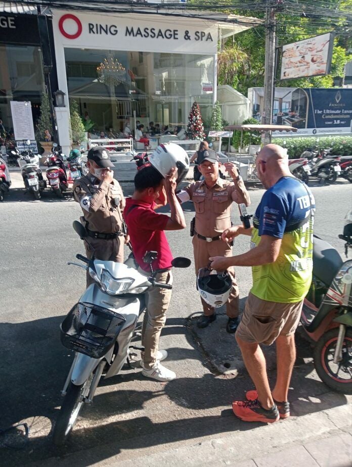 American expat gifts helmets to Pattaya residents to boost safety | News by Thaiger