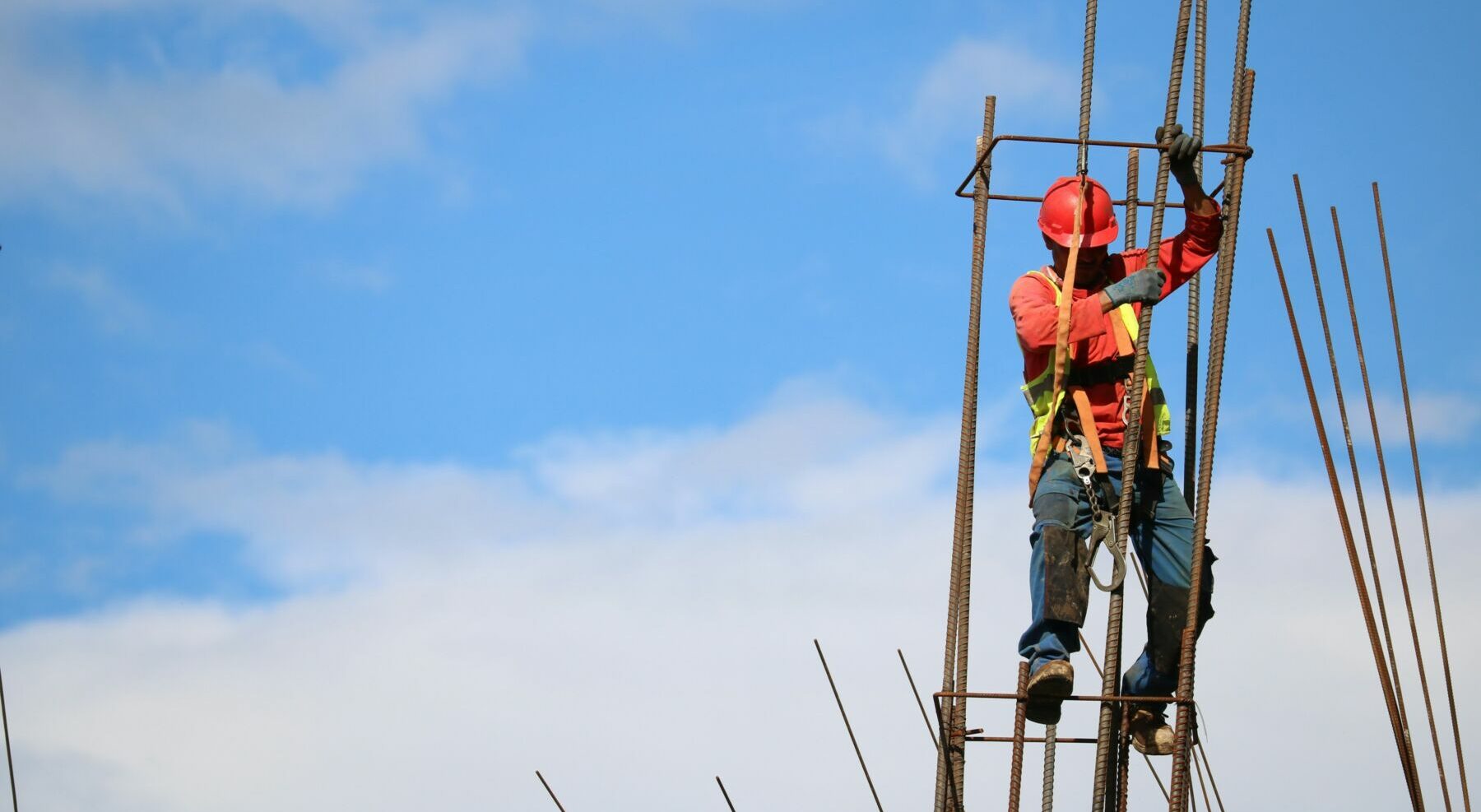 Thailand to finalise 400 baht minimum wage proposal on December 12