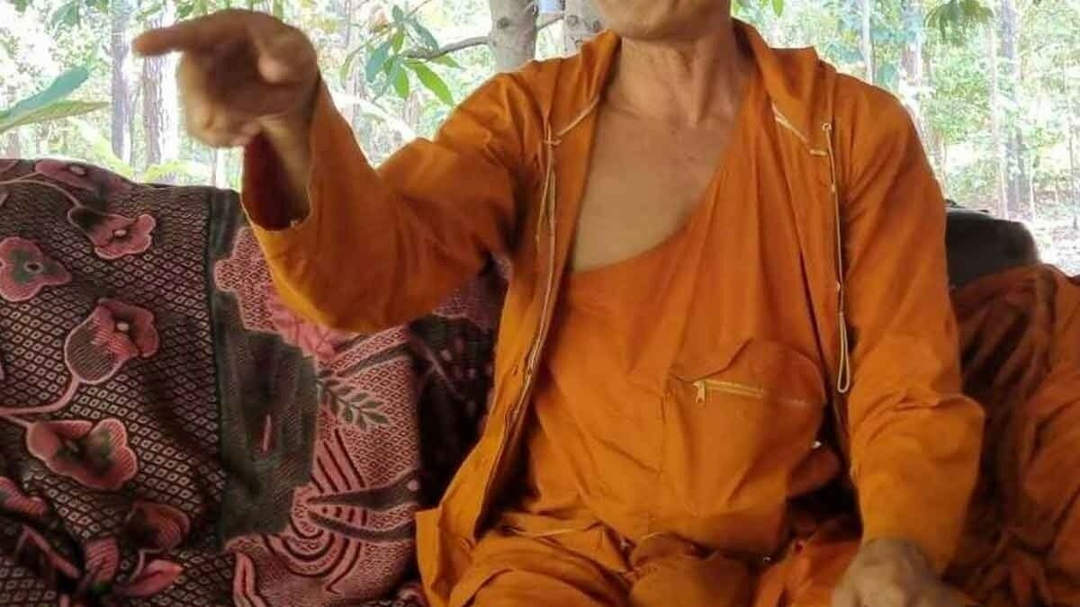 Buriram abbot denies misconduct and firearm possession