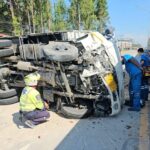 Thai truck driver walks away unscathed from Sukumvit smash | Thaiger