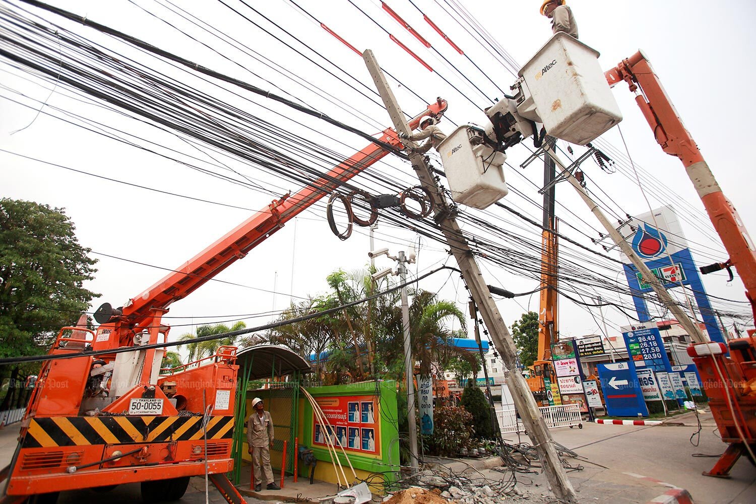 Bangkok braces for current affairs as power outages hit home