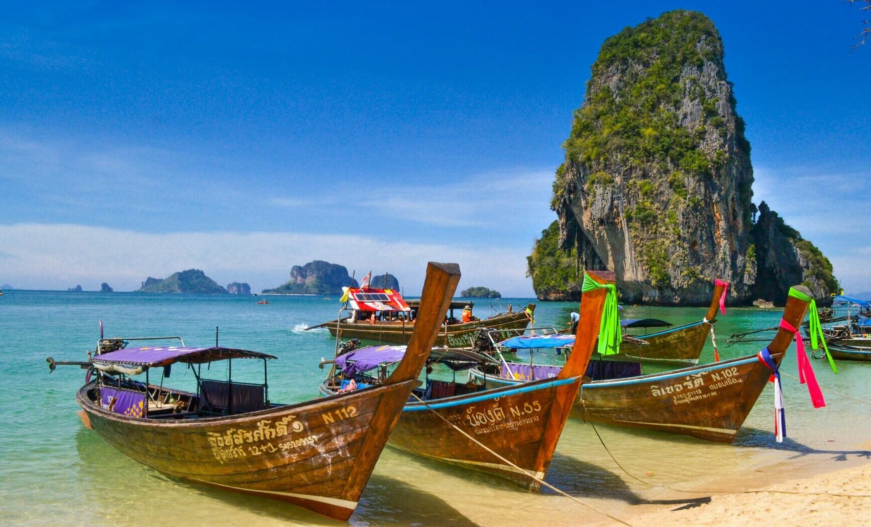 Thailand aims for 3.4 trillion baht tourism revenue by 2025