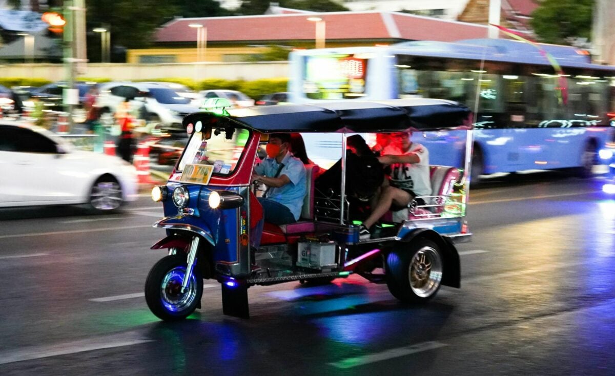 Tuk Tuk lights tour