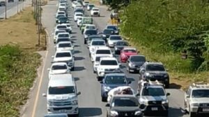 Traffic congestion rises as Thai motorists head home for new year