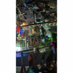 Skydiving stunt lands 3 Americans in hot water at Bangkok mall (video) | Thaiger