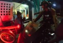 Thai police deliver justice… and noodles to drunken diner